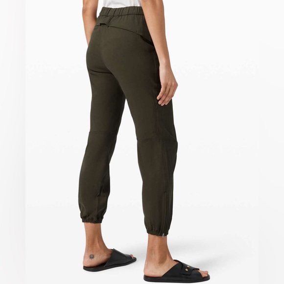 lululemon athletica Pants - Lululemon Essential Affinity Mid-Rise Jogger Pants in Olive Size 6